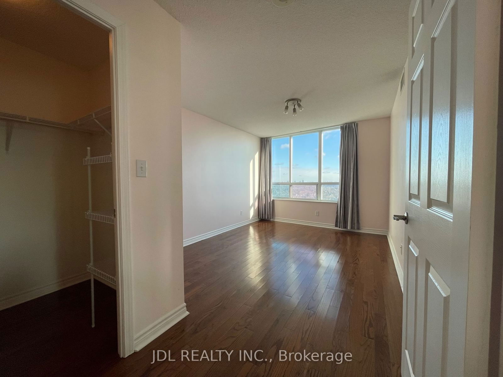 18 Spring Garden Ave, unit 3108 for rent