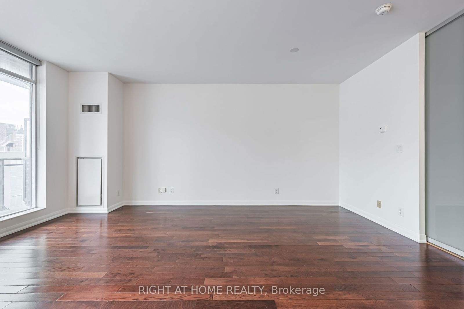 205 Frederick St, unit 1106 for rent