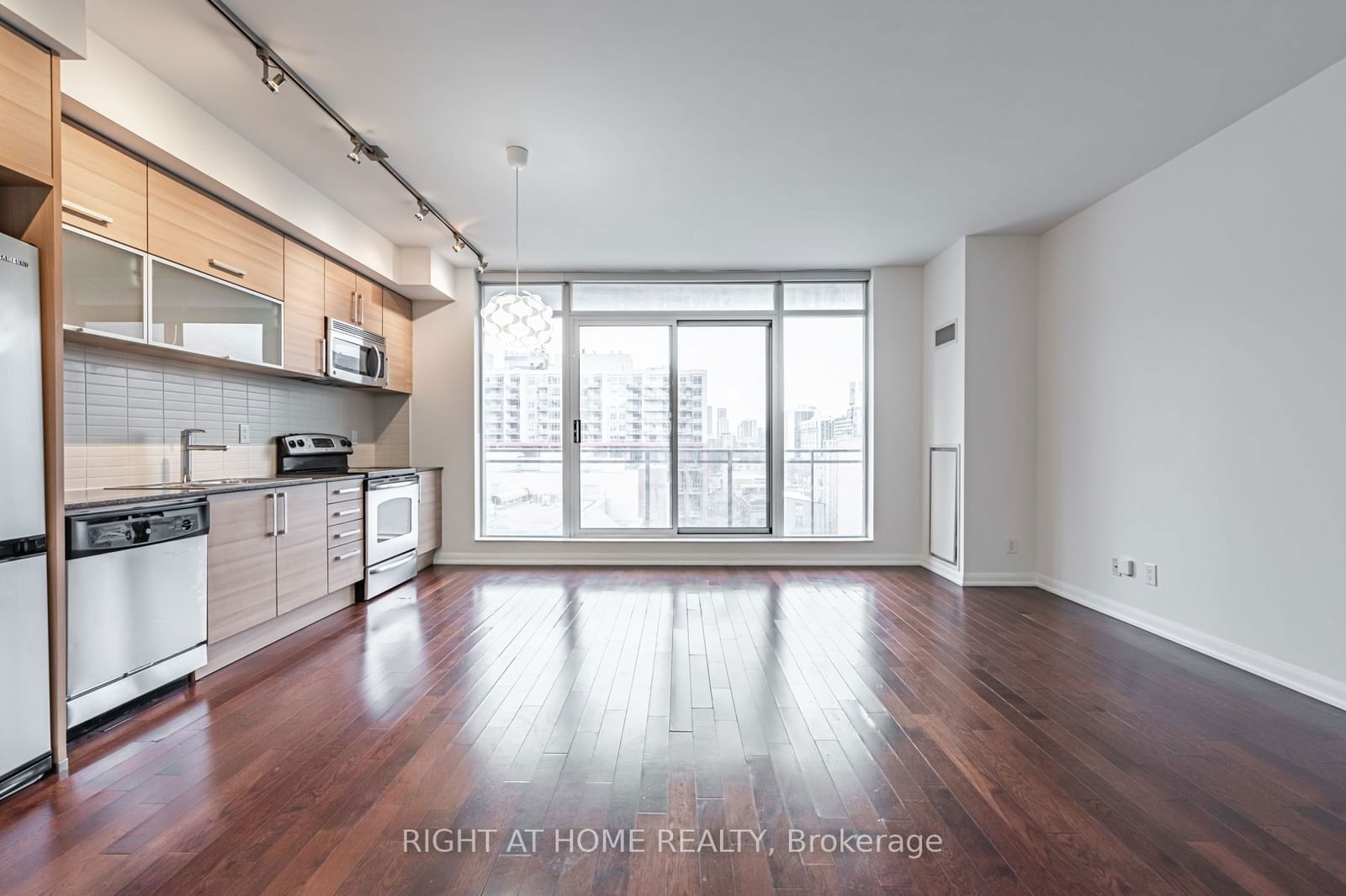 205 Frederick St, unit 1106 for rent