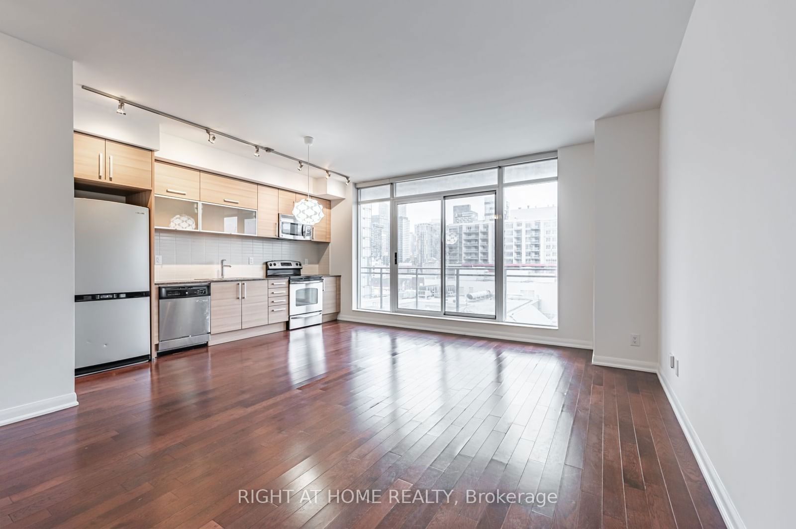 205 Frederick St, unit 1106 for rent