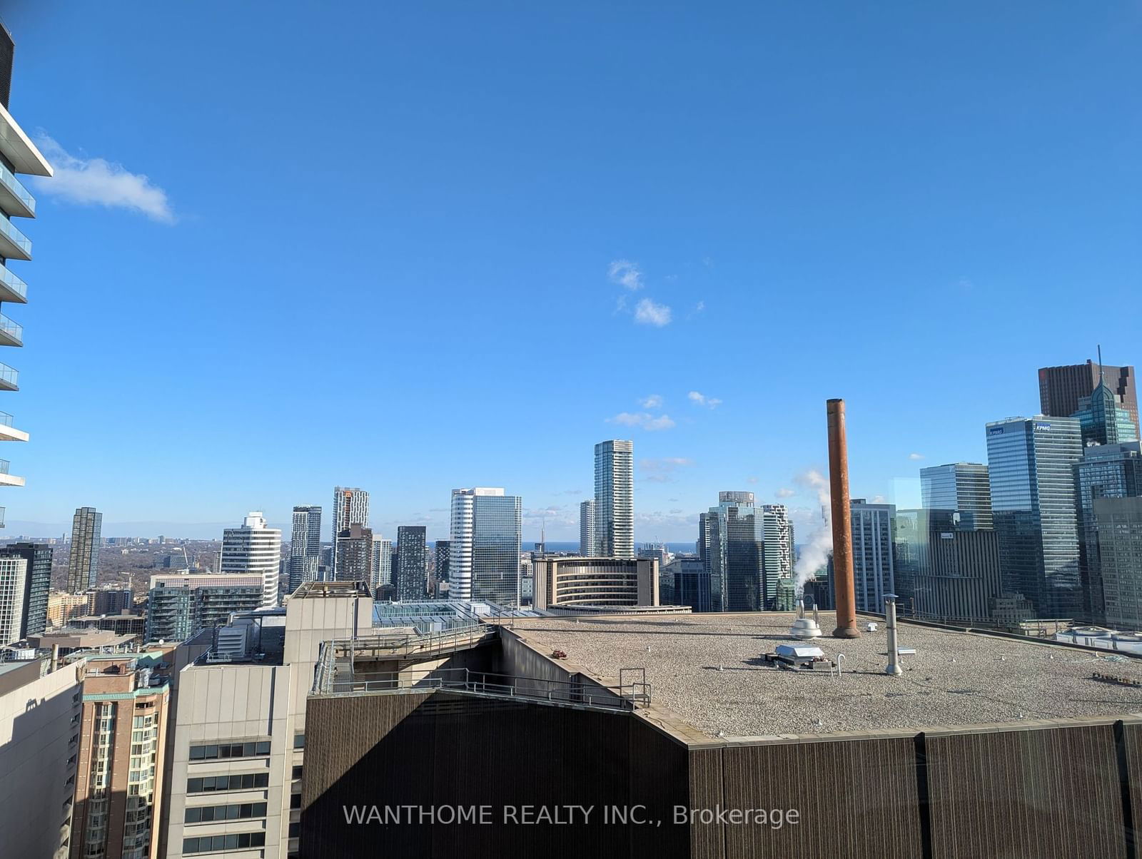 238 Simcoe St, unit 3504 for rent