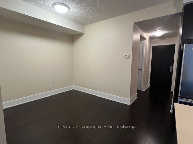 25 Broadway Ave, unit 606 for rent