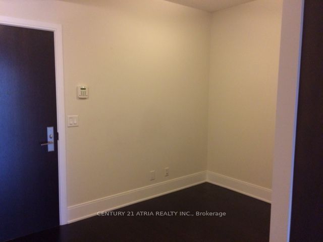 25 Broadway Ave, unit 606 for rent