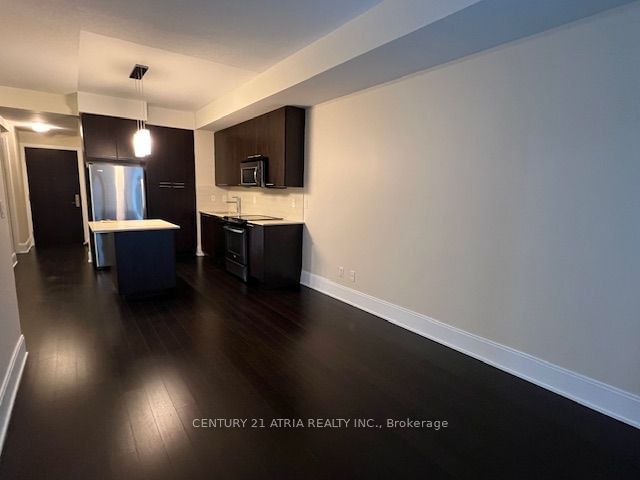 25 Broadway Ave, unit 606 for rent