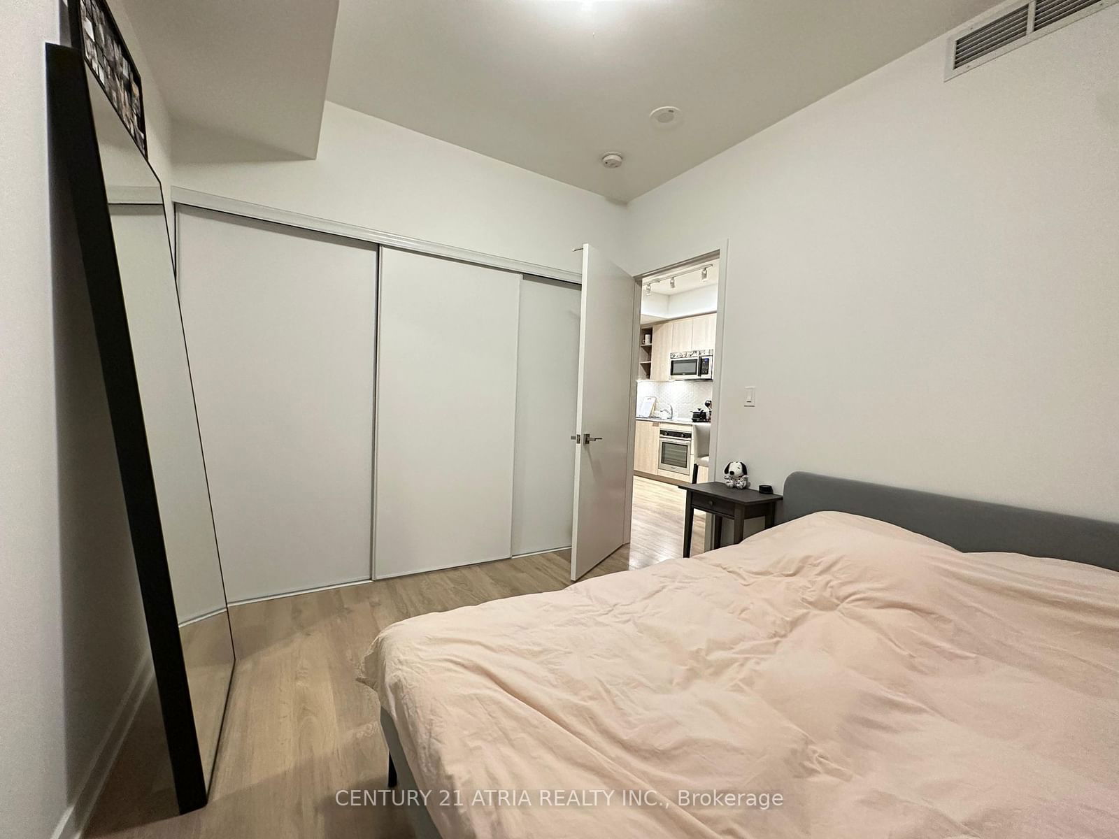 50 Ordnance St, unit 1404 for rent