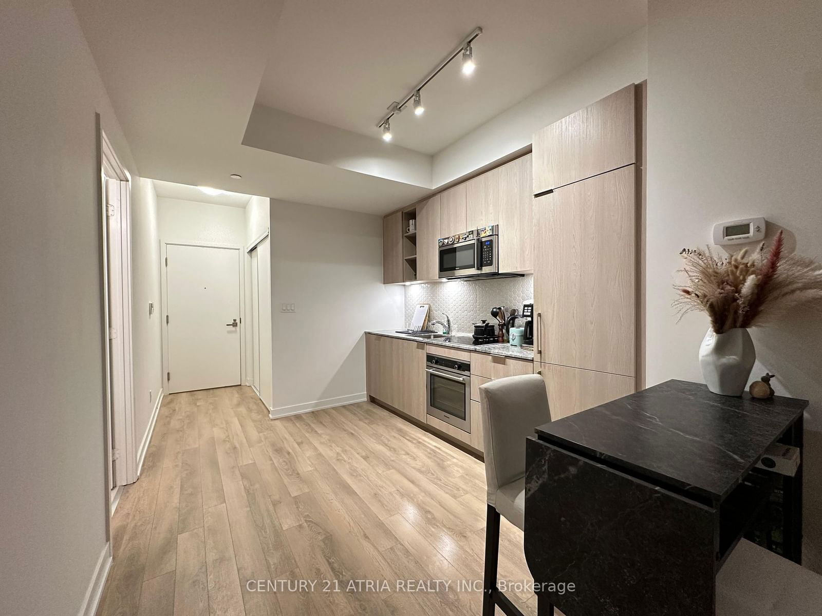 50 Ordnance St, unit 1404 for rent