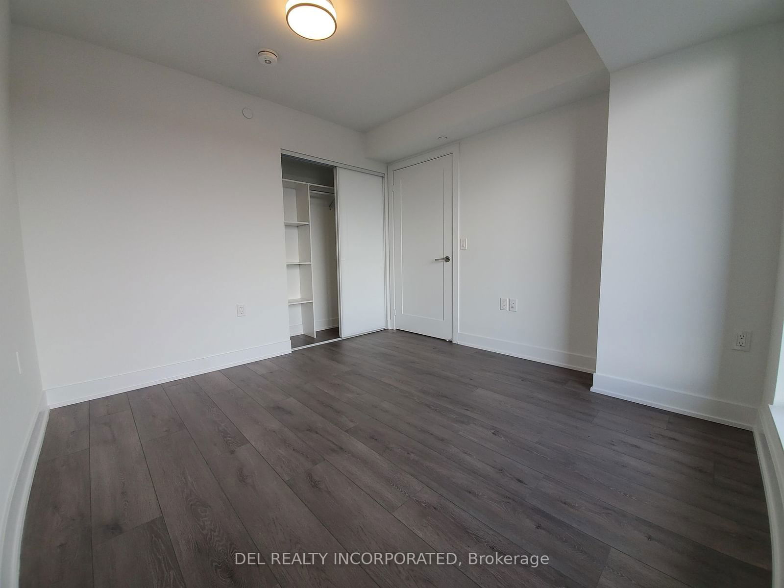 585 Bloor St E, unit 1115 for rent