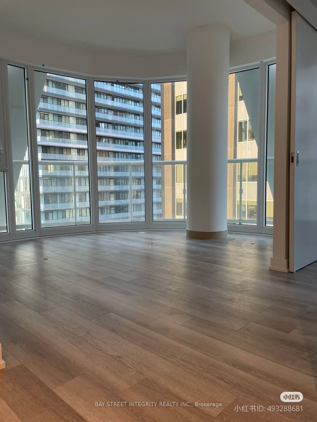 234 Simcoe St, unit 2612 for rent