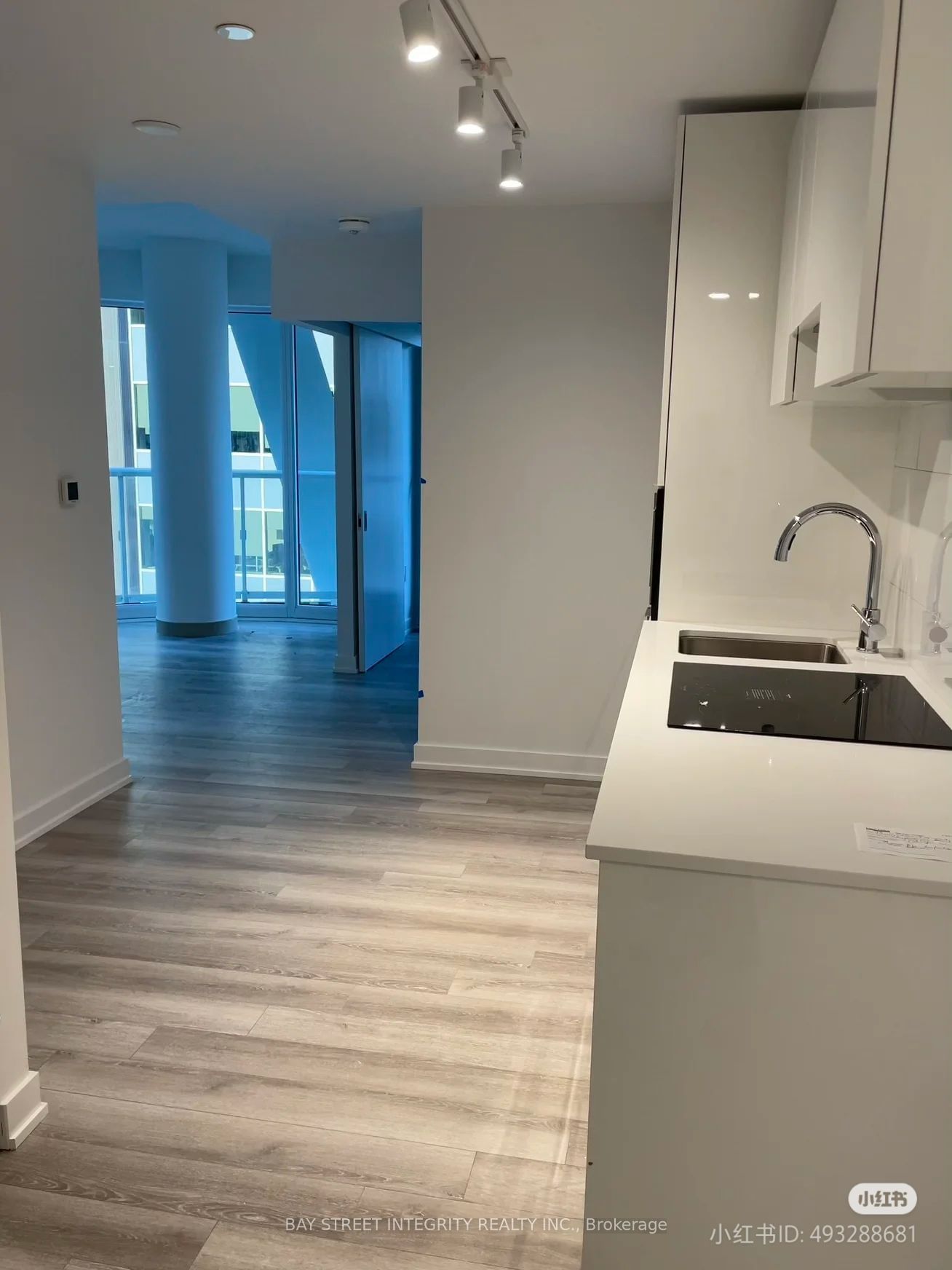 234 Simcoe St, unit 2612 for rent