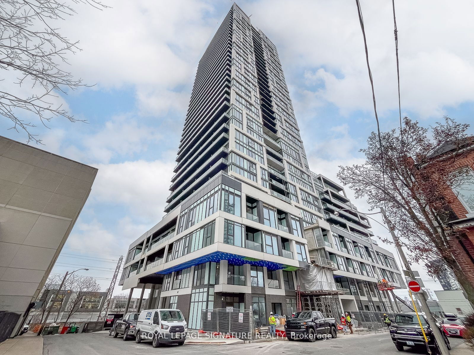 5 Defries St, unit 626 for rent