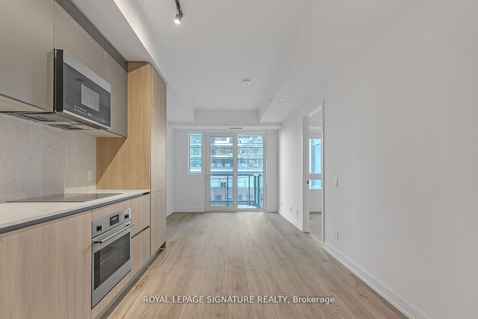 108 Peter St, unit 3001 for rent