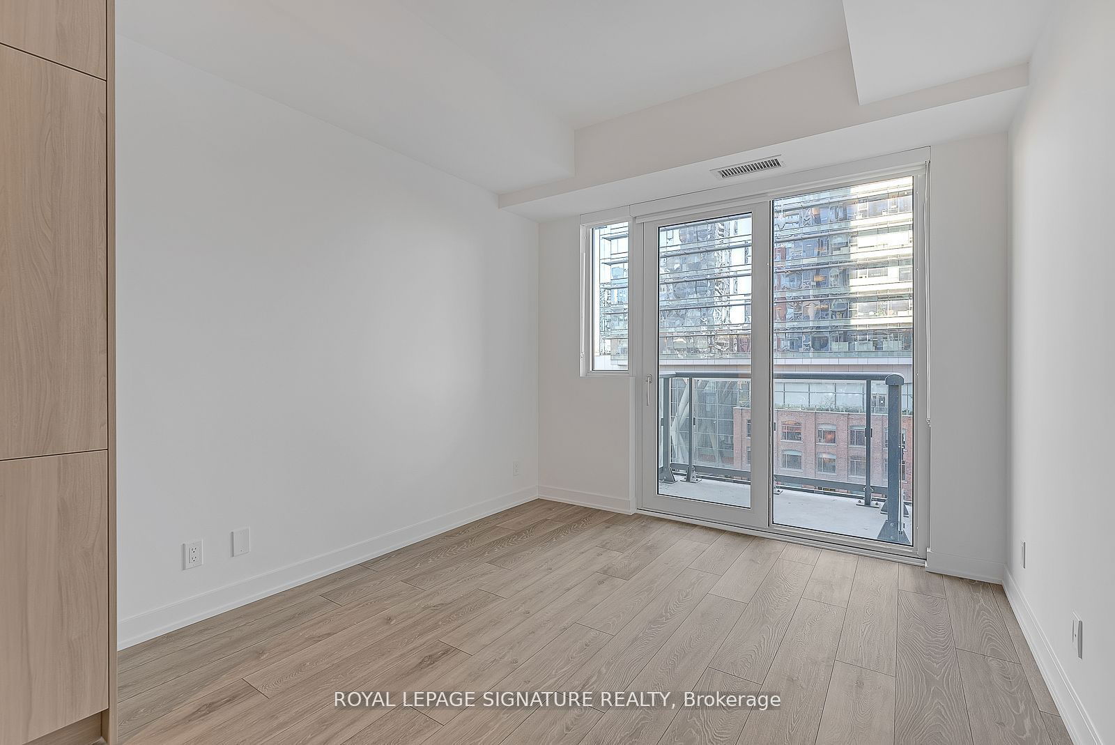 108 Peter St, unit 3001 for rent