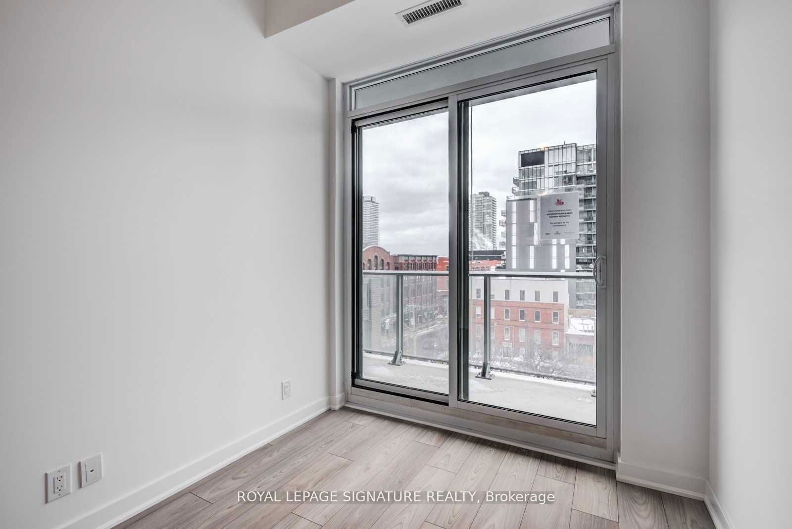 120 Parliament St, unit 1510 for rent