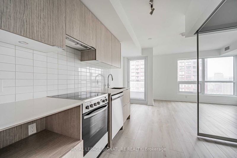 395 Bloor St E, unit 1412 for rent