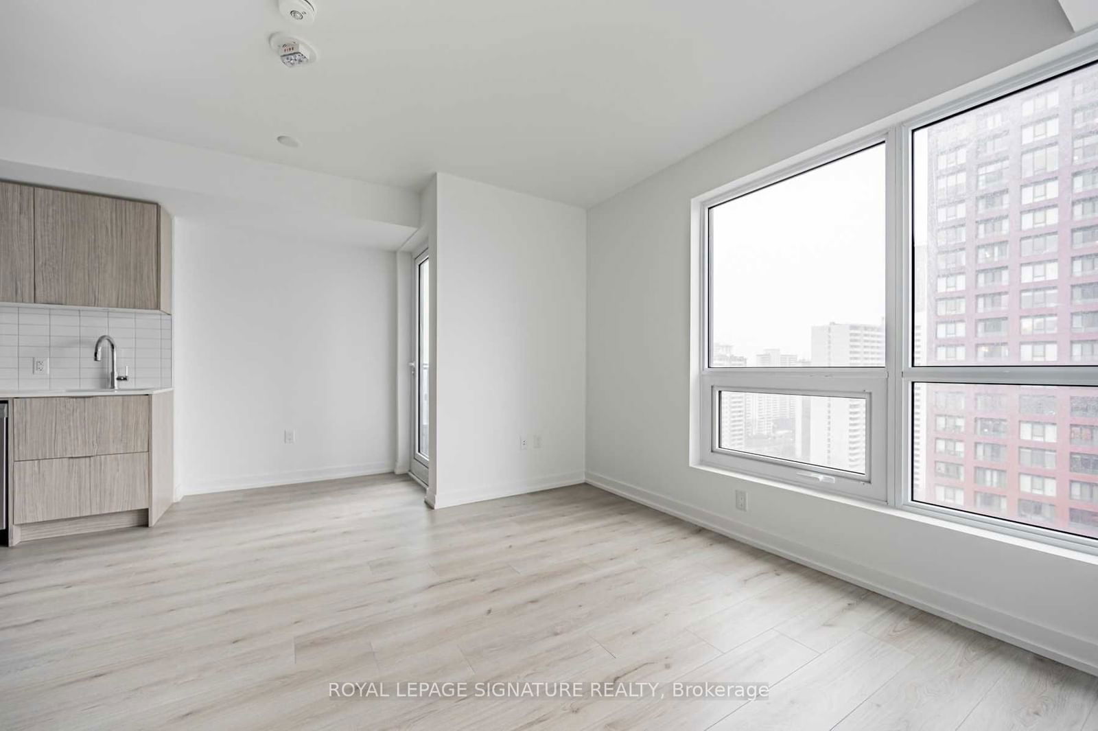 395 Bloor St E, unit 1412 for rent