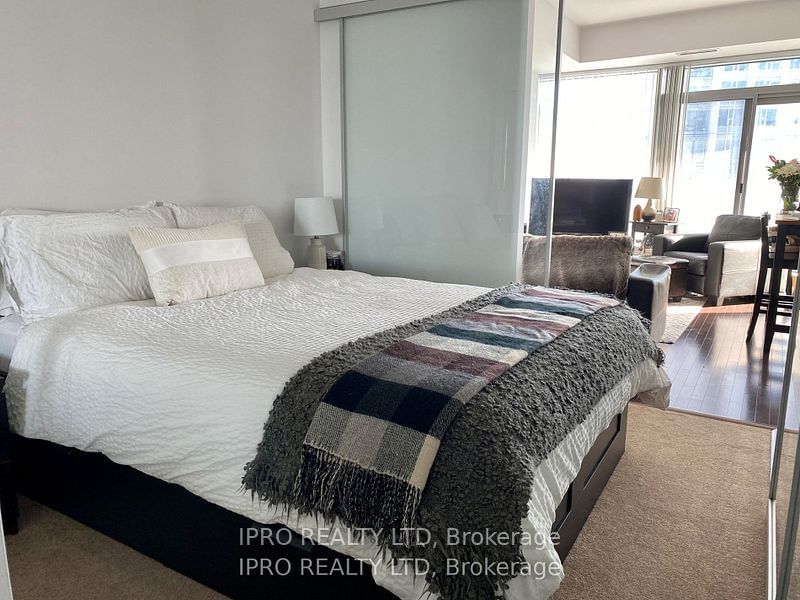 14 York St, unit 3004 for sale