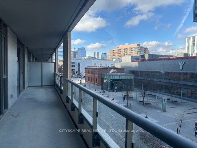 425 Front St E, unit 305 for rent