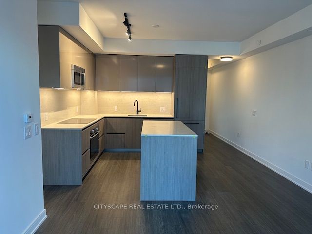 425 Front St E, unit 305 for rent