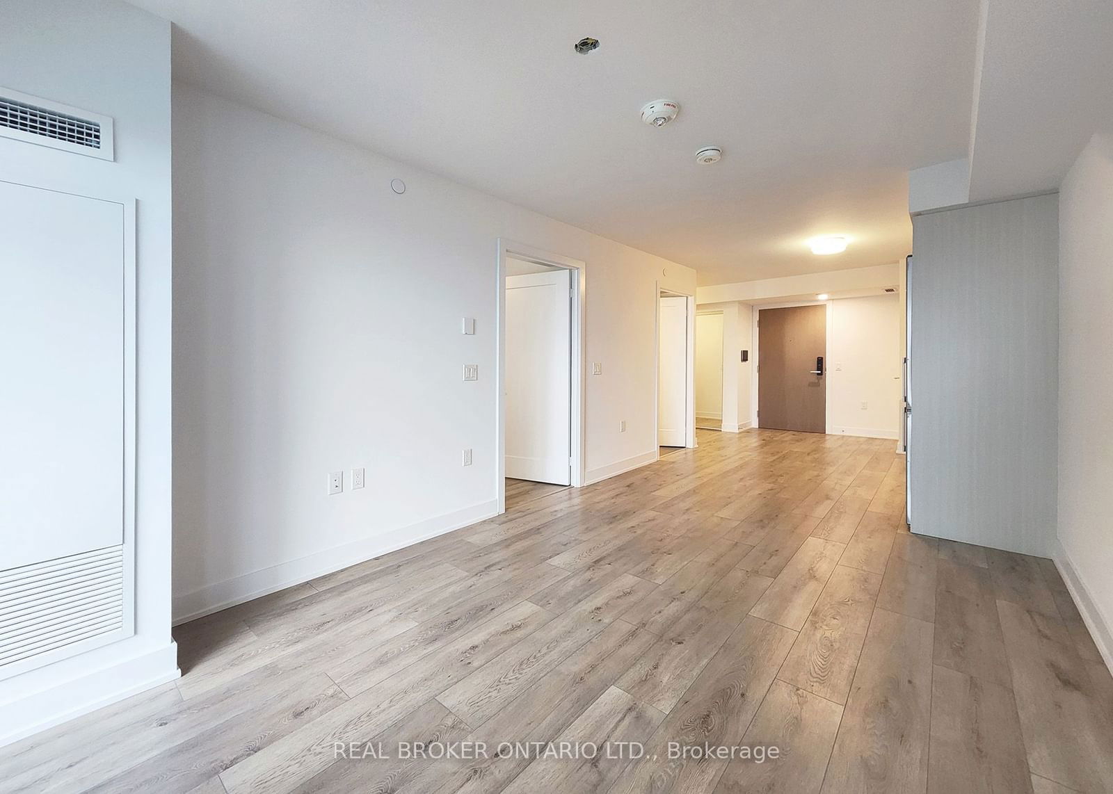 575 Bloor St E, unit 1805 for rent