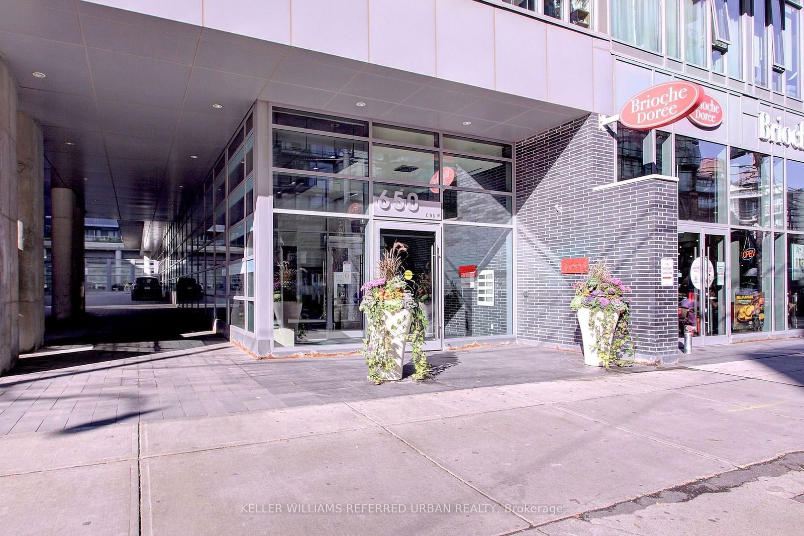 650 King St W, unit 404 for rent