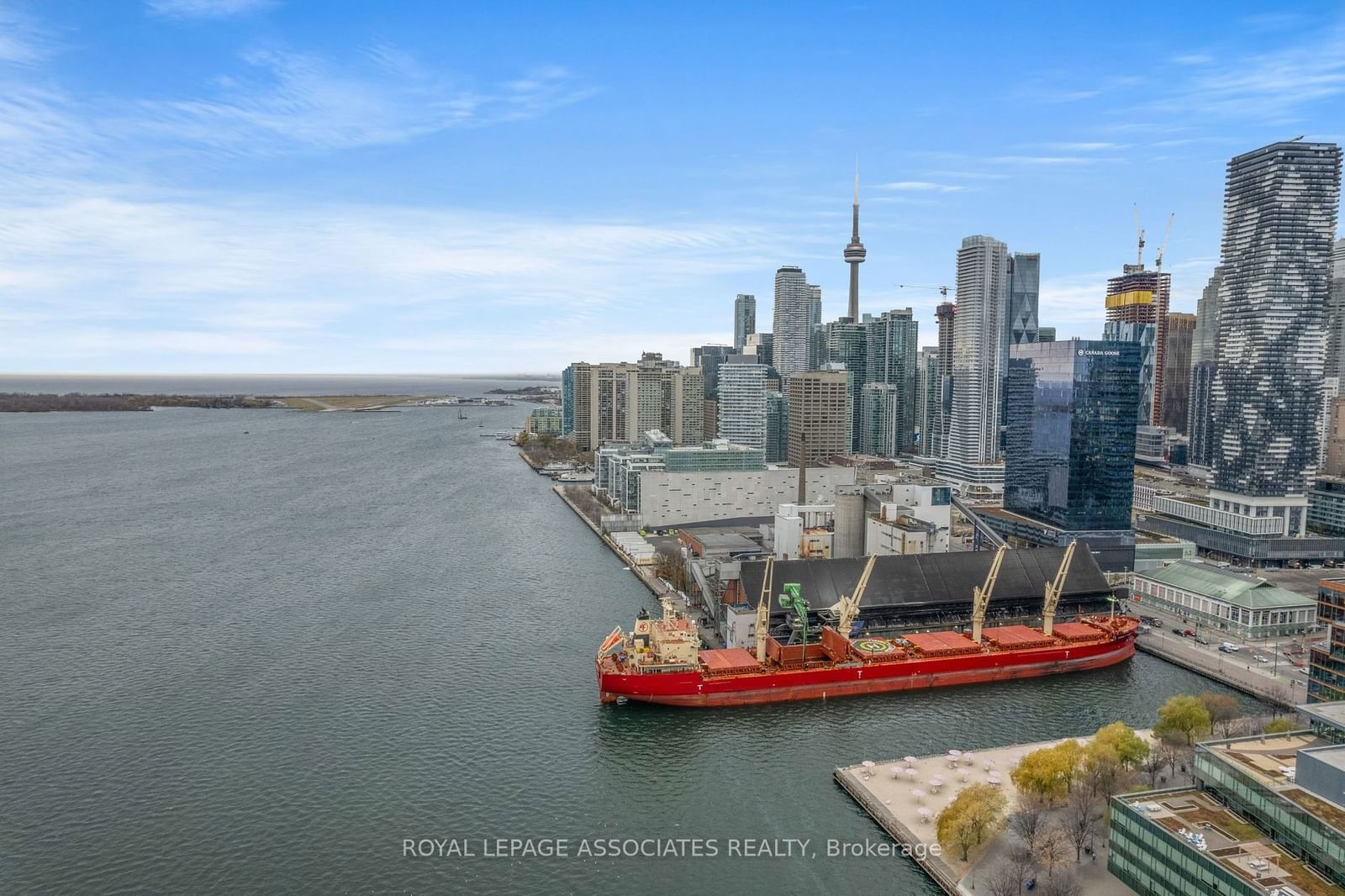 15 Merchants' Wharf, unit 507 for sale