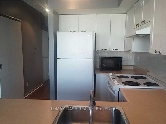 75 Dalhousie St, unit 1201 for rent