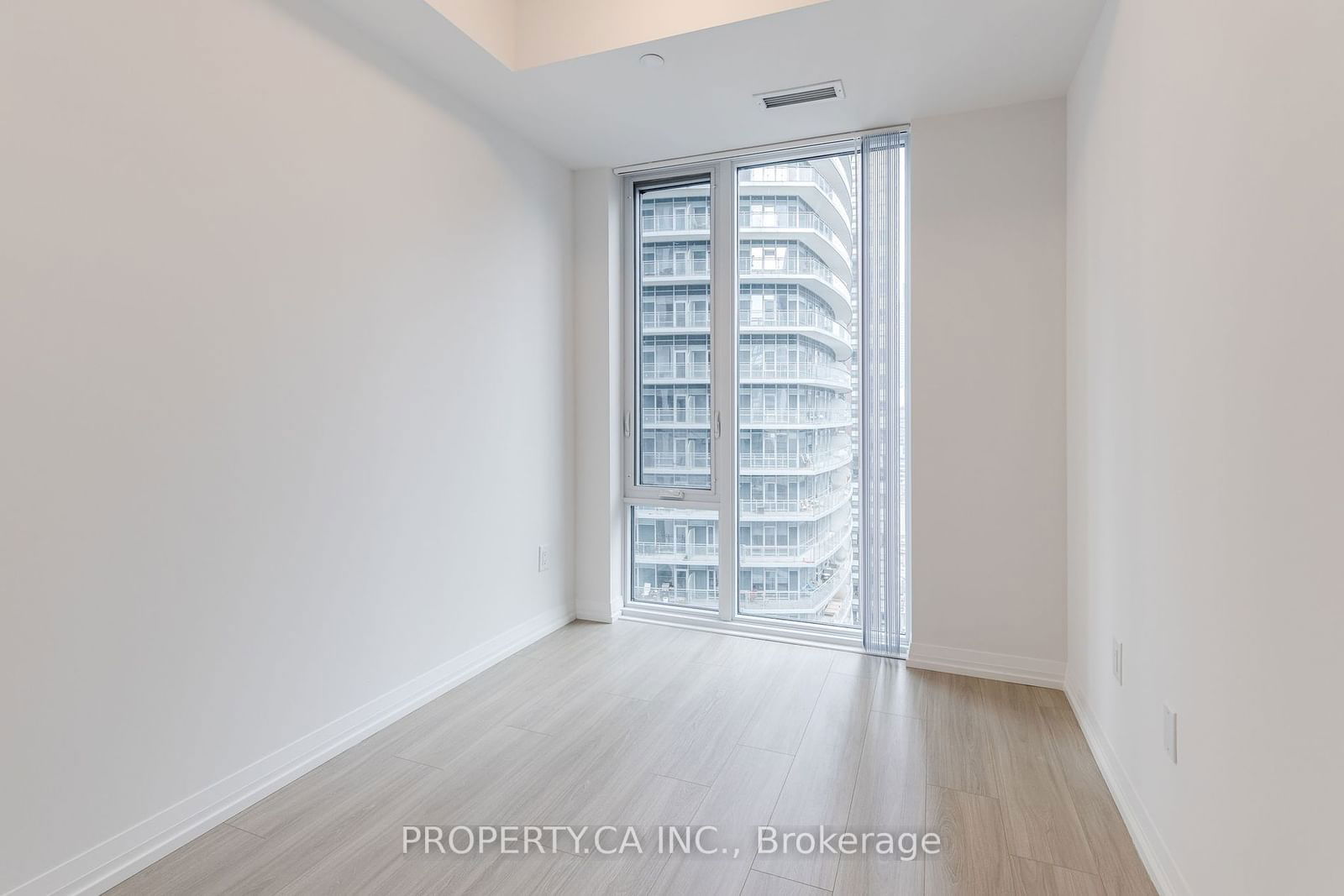 8 Widmer St, unit 2709 for rent