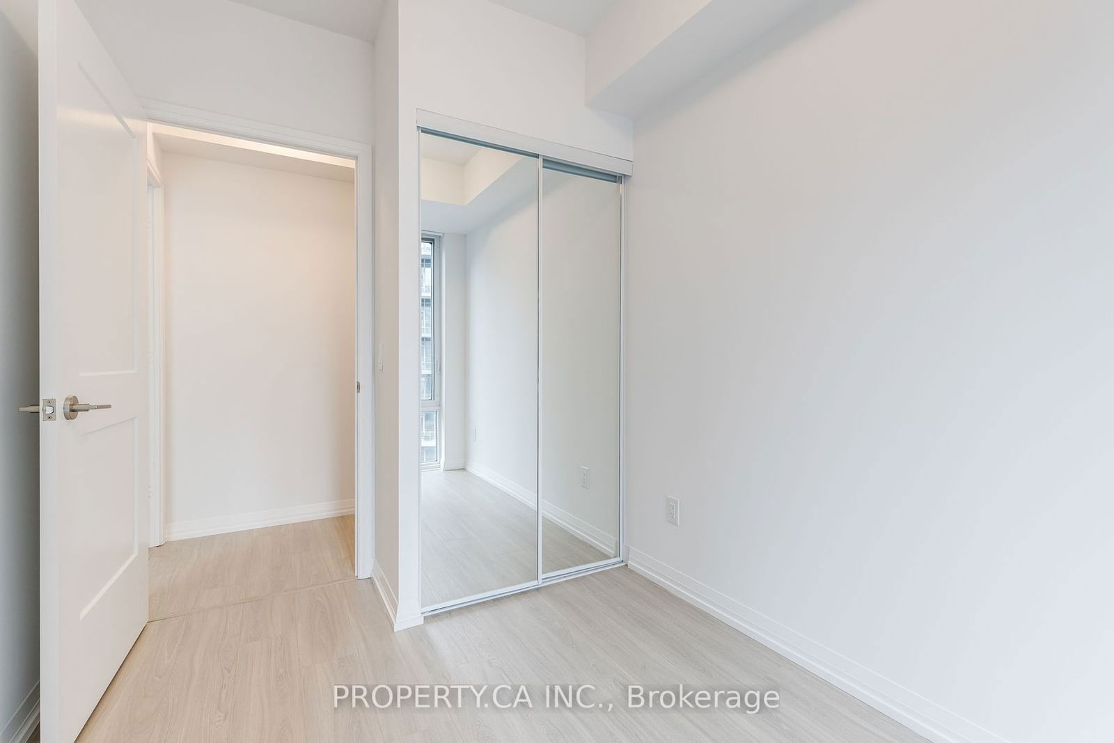 8 Widmer St, unit 2709 for rent