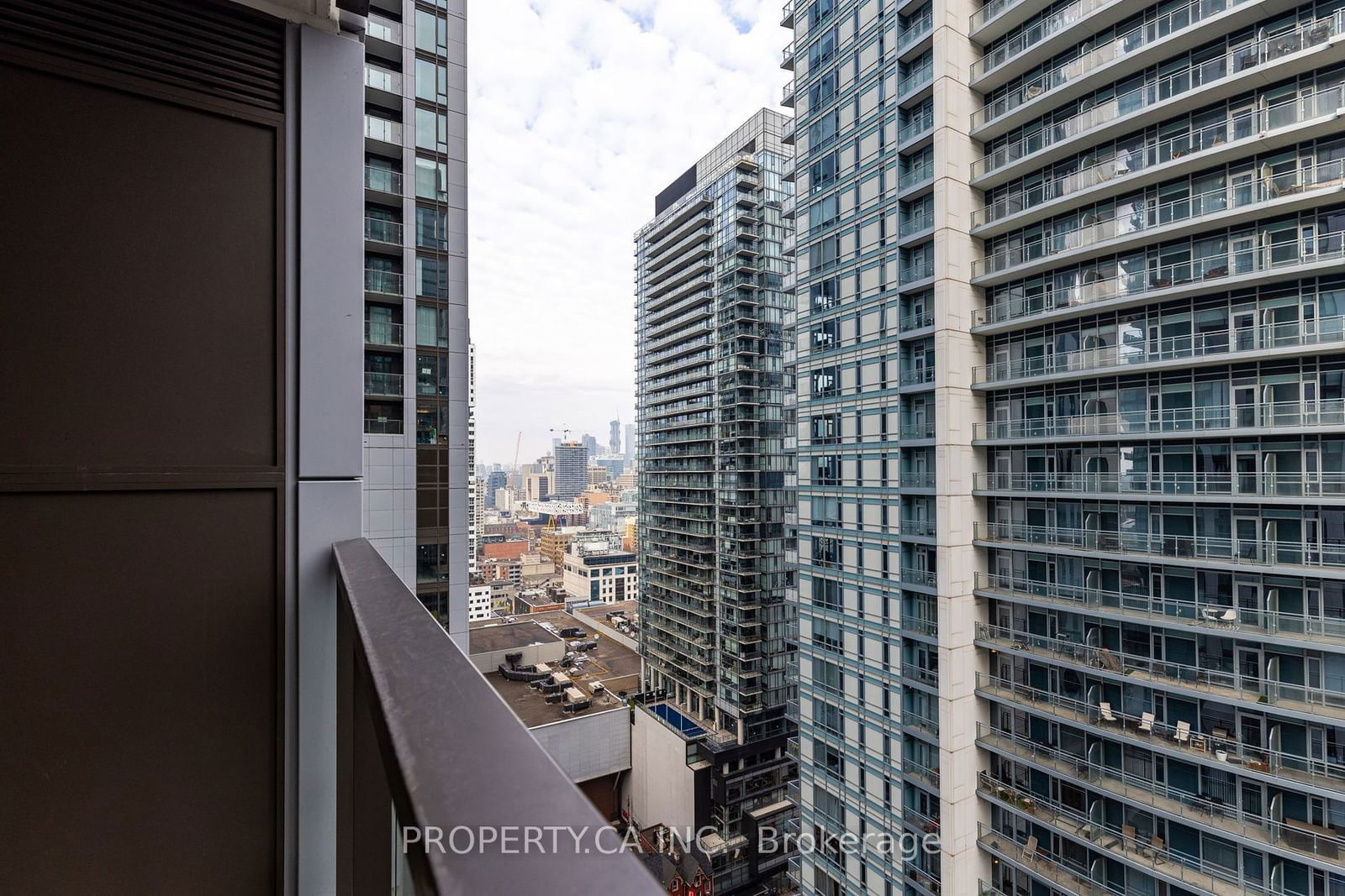 8 Widmer St, unit 2709 for rent