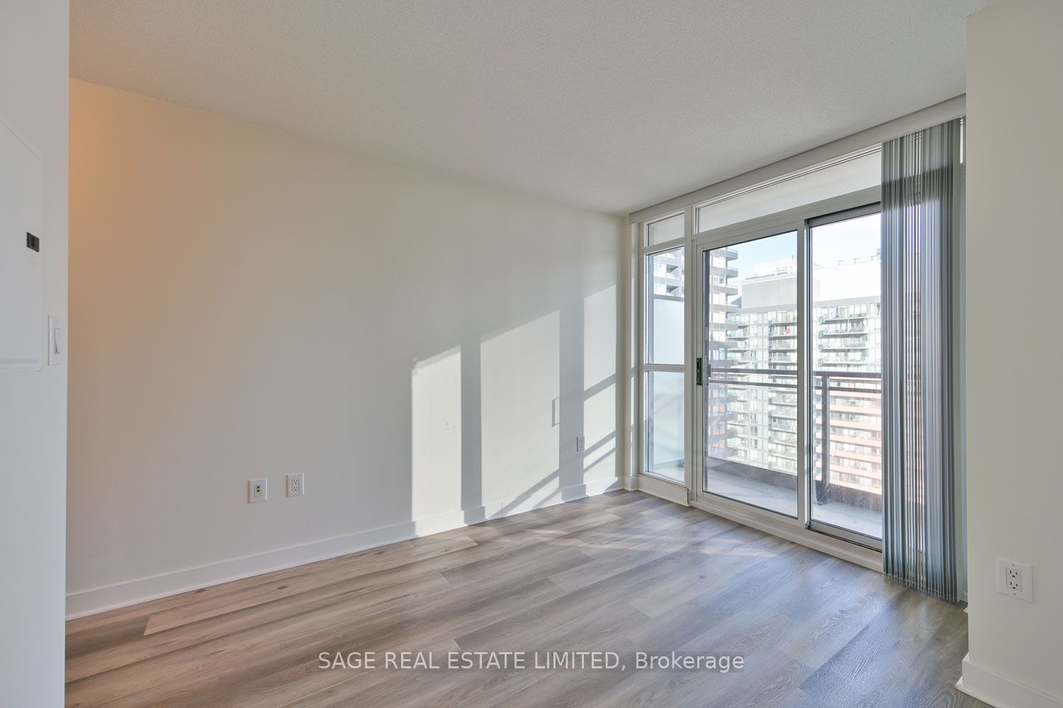 8 Telegram Mews, unit 1605 for rent