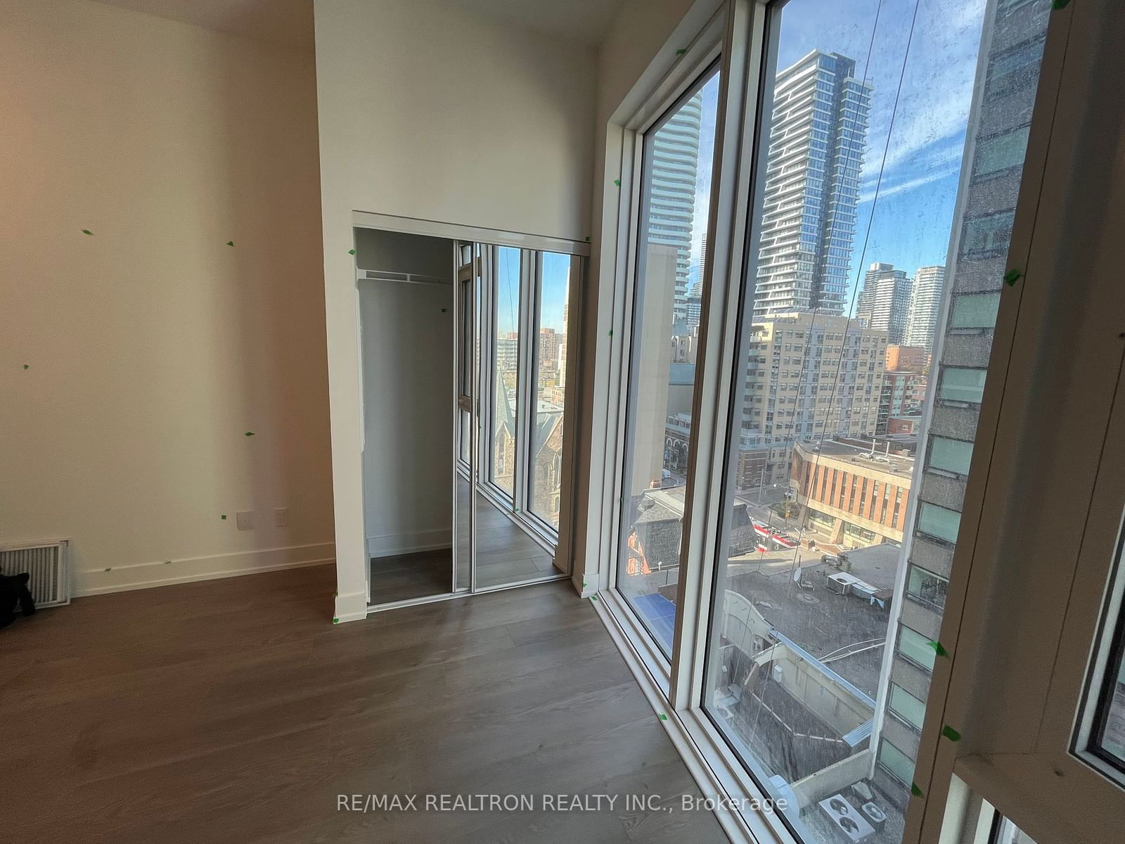 308 Jarvis St, unit 1010 for rent