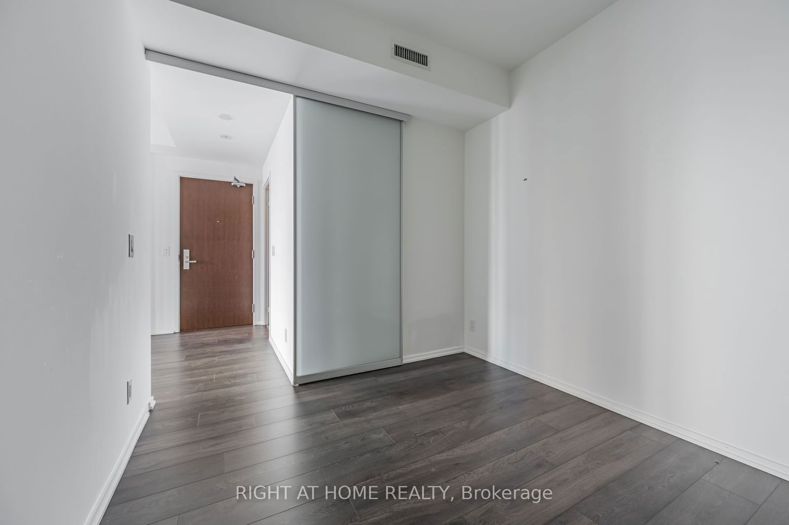 70 Temperance St, unit 5103 for rent