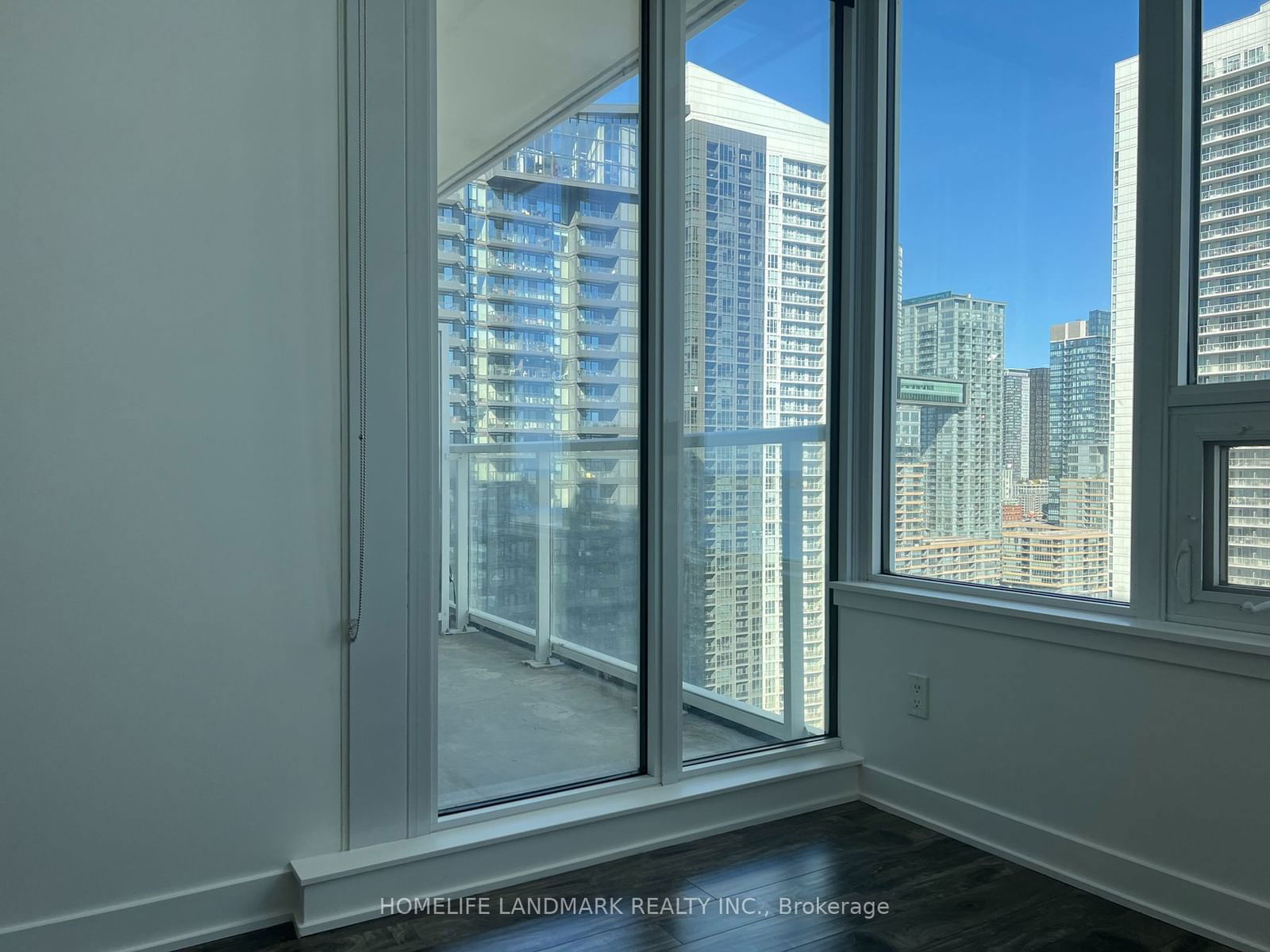 19 Bathurst St, unit 2510 for sale