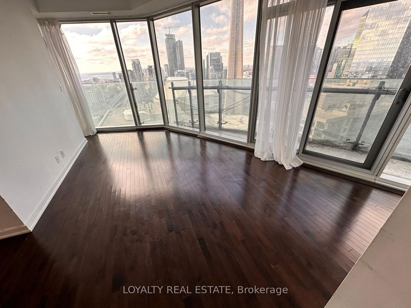 12 York St, unit 3507 for rent