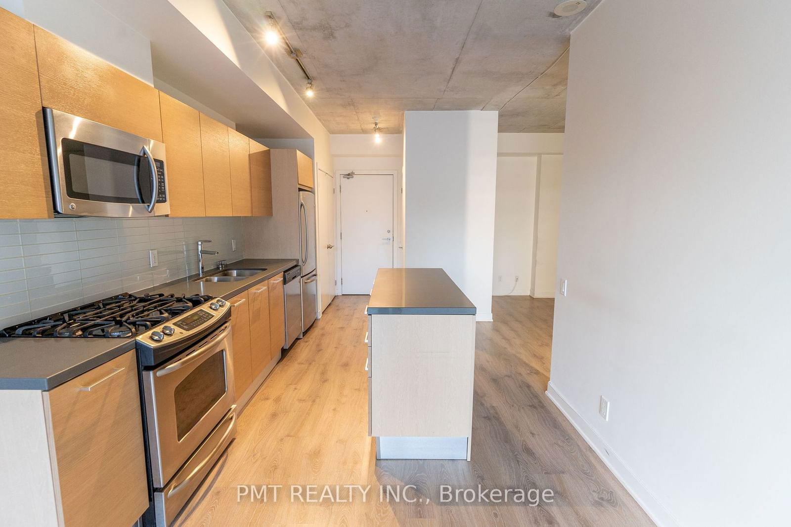 318 King St E, unit 204 for rent