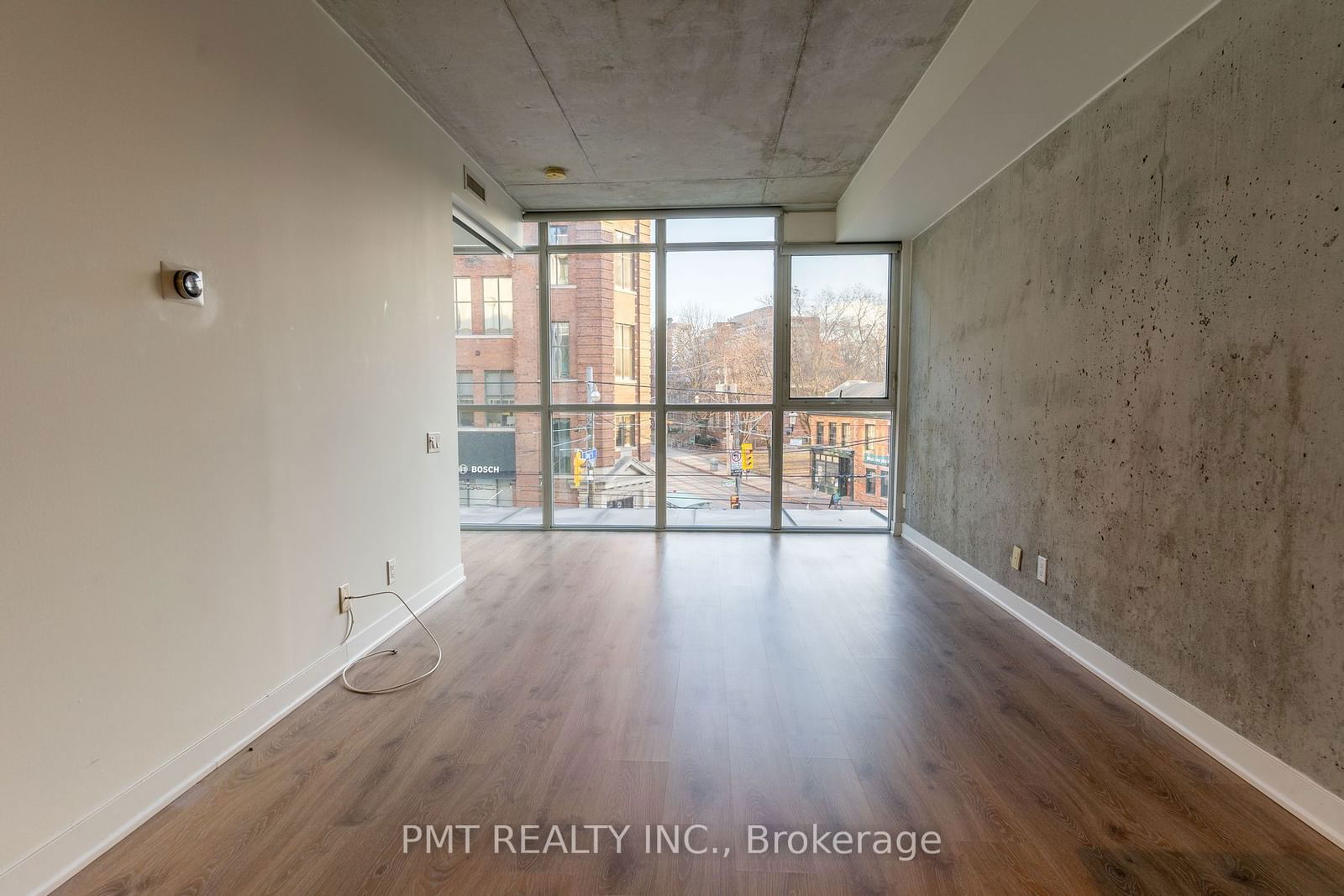 318 King St E, unit 204 for rent