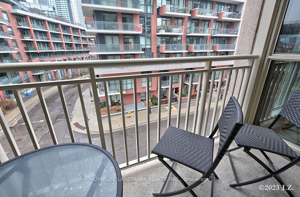 38 Grand Magazine St, unit 630 for rent