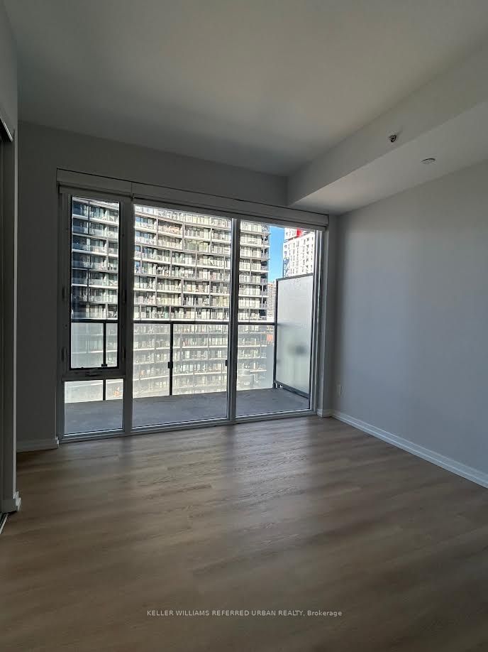 101 Peter St, unit 1611 for rent