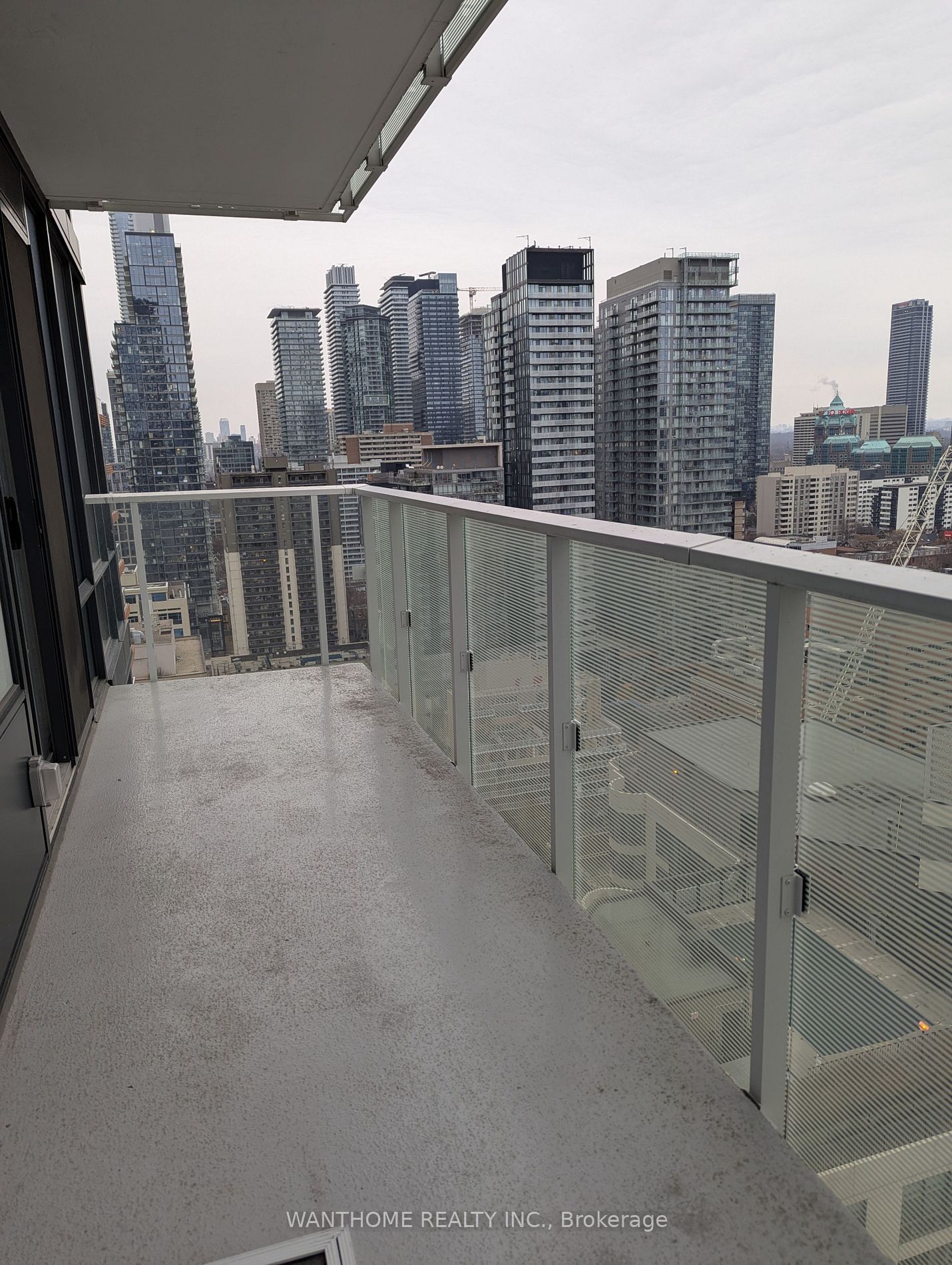 501 Yonge St, unit 2205 for rent