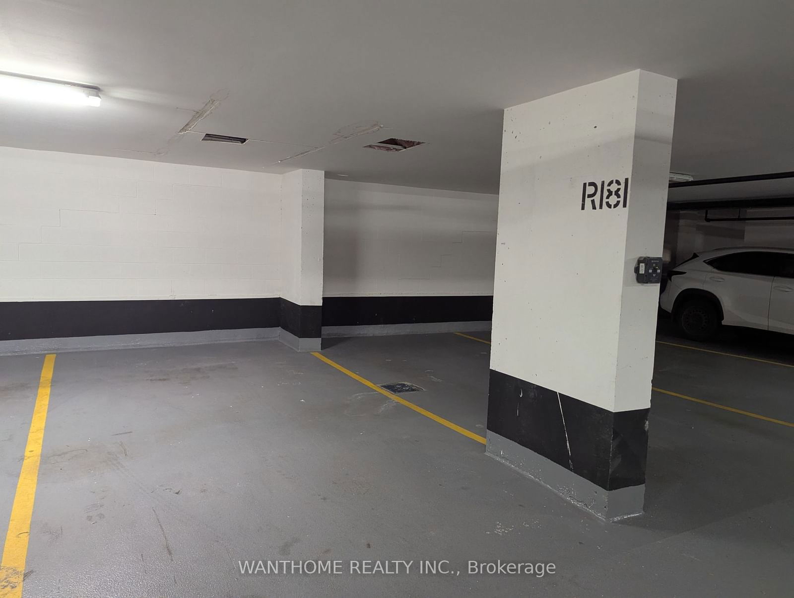 501 Yonge St, unit 2205 for rent