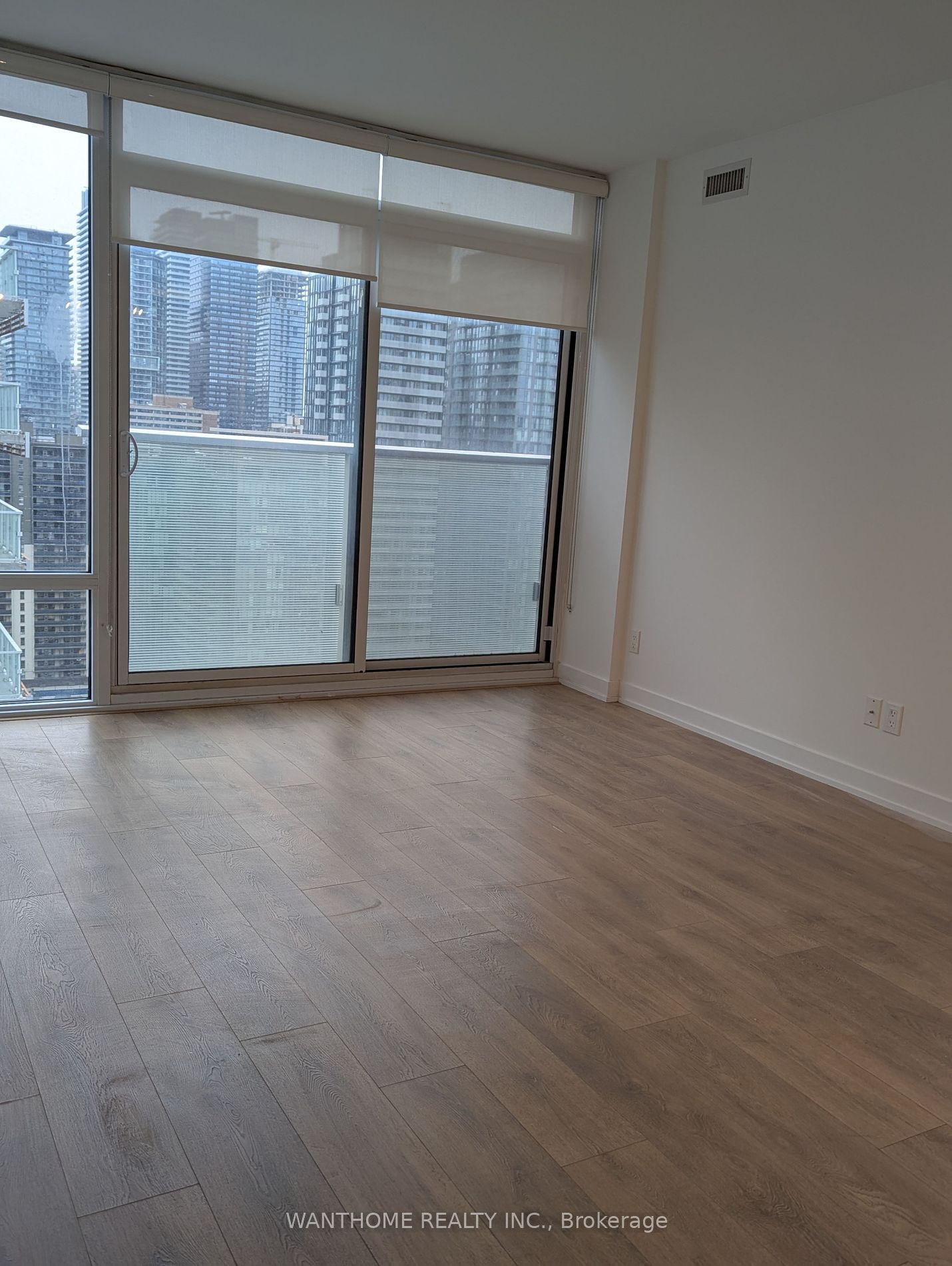 501 Yonge St, unit 2205 for rent