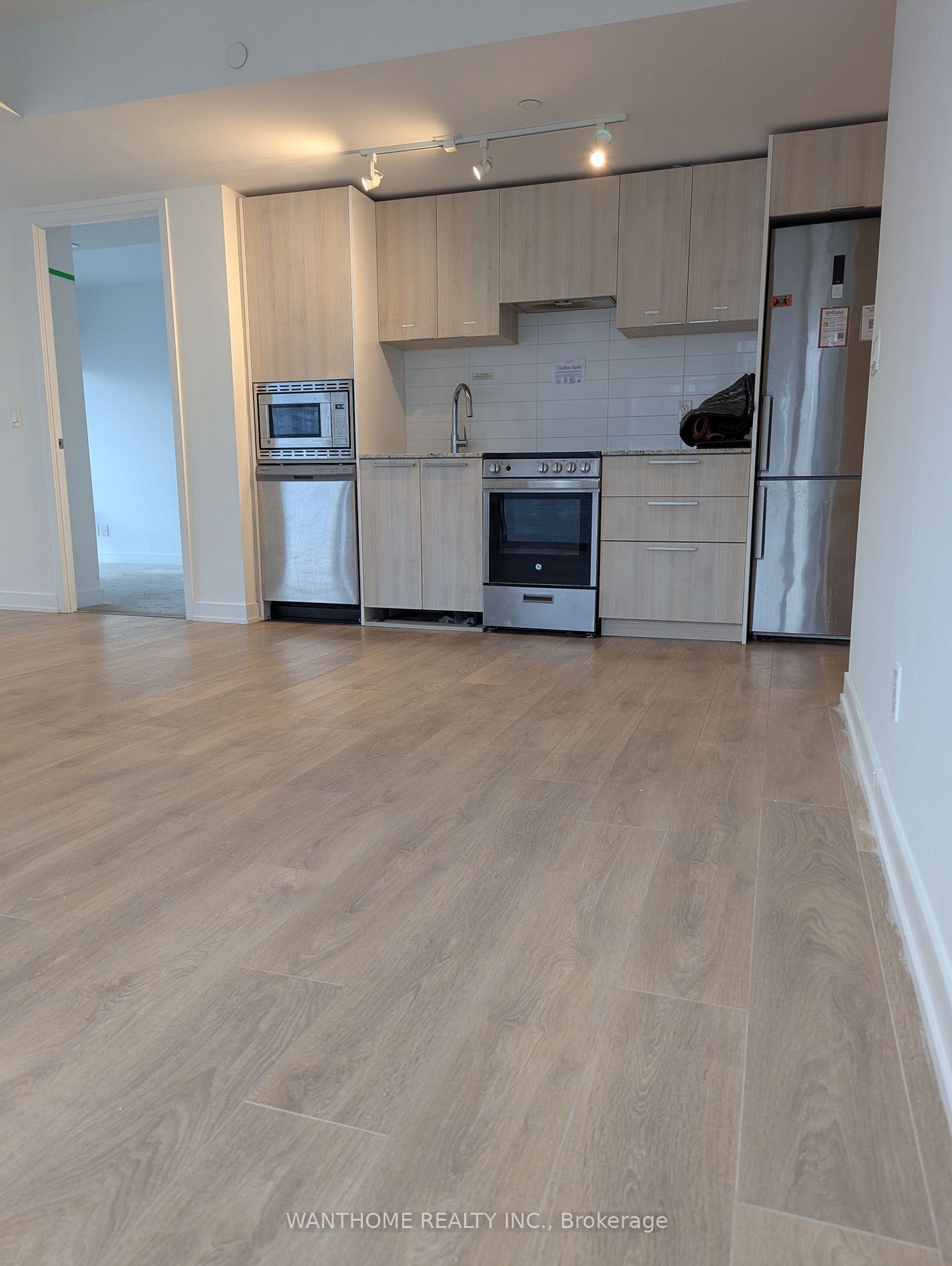 501 Yonge St, unit 2305 for rent