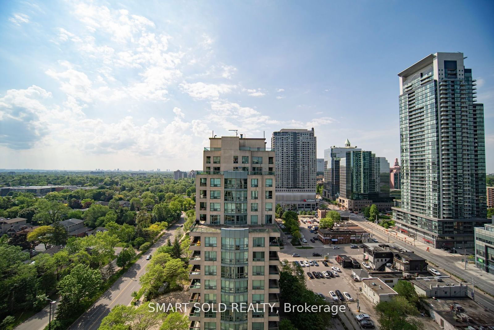 256 Doris Ave, unit PH210 for sale