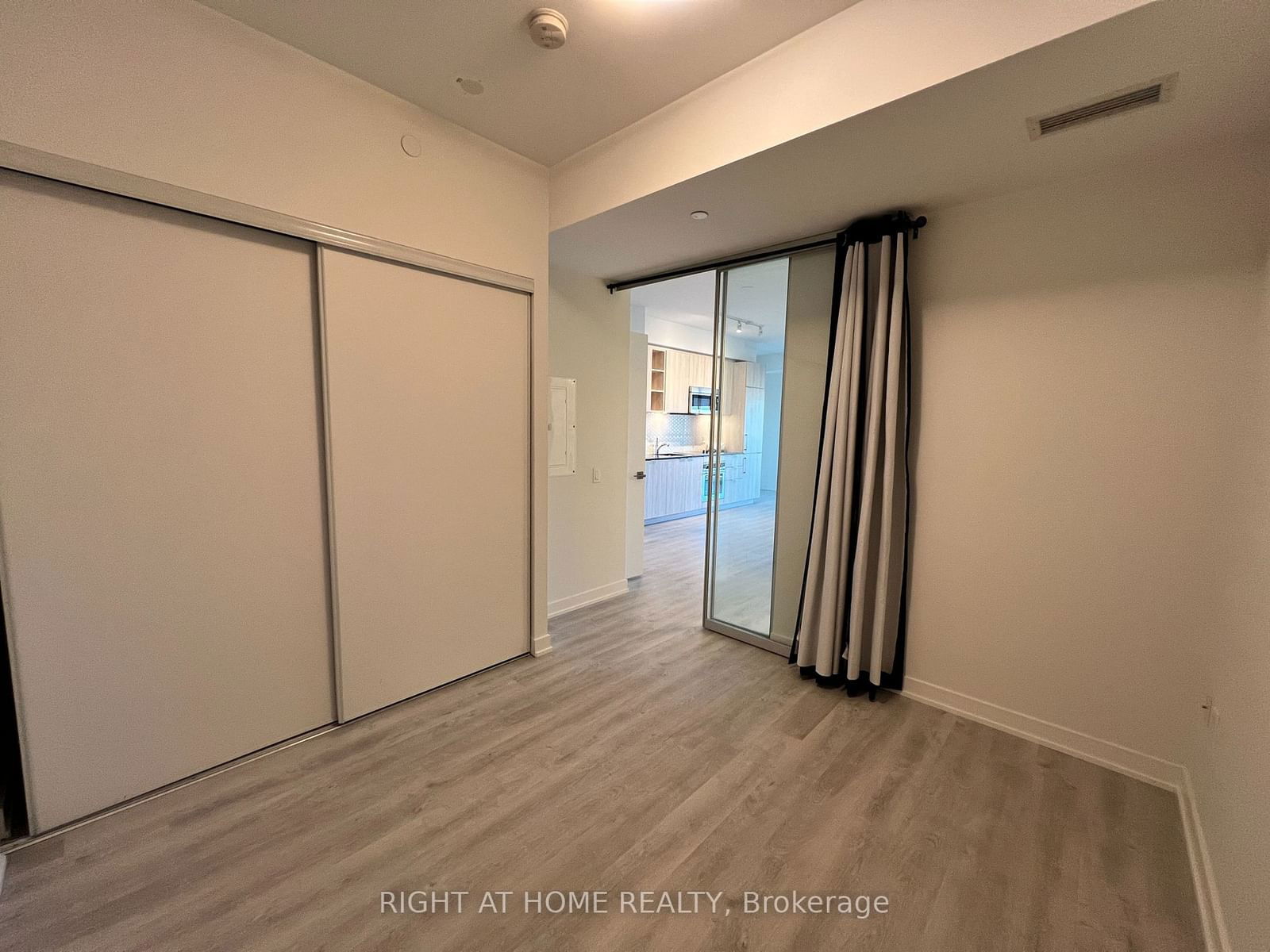 50 ORDNANCE St, unit 2407 for rent