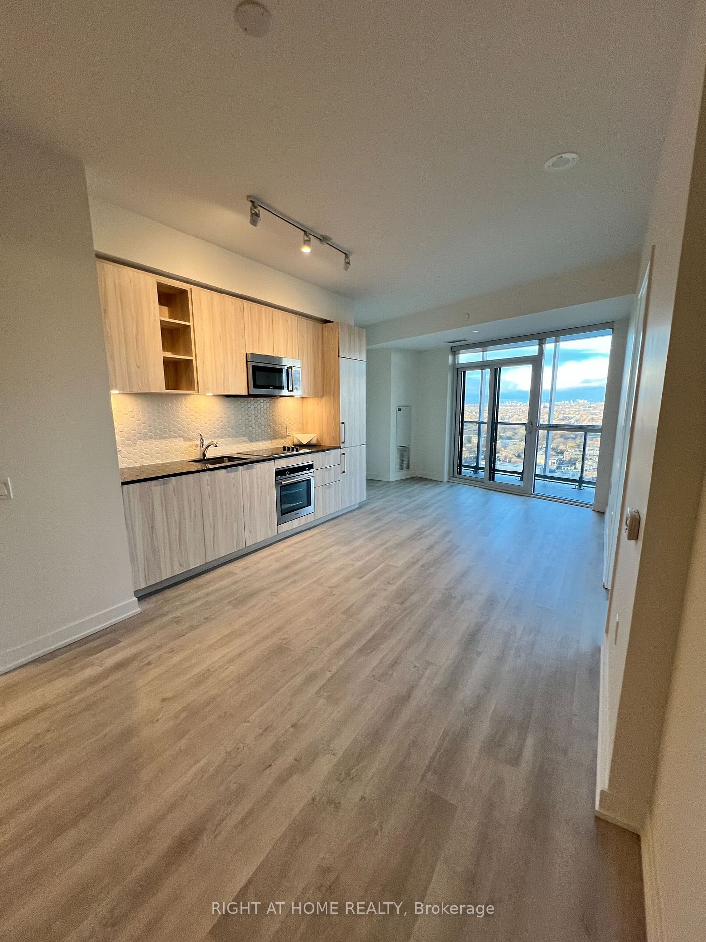 50 ORDNANCE St, unit 2407 for rent