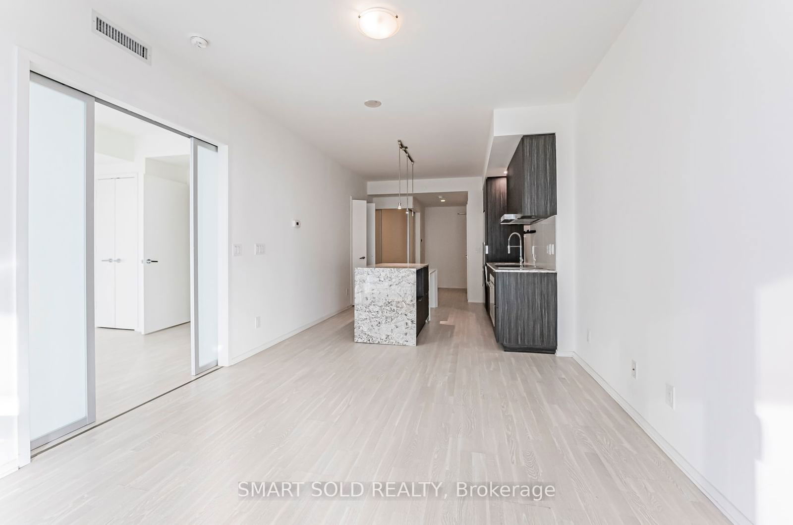 1 Bloor St E, unit 2508 for rent