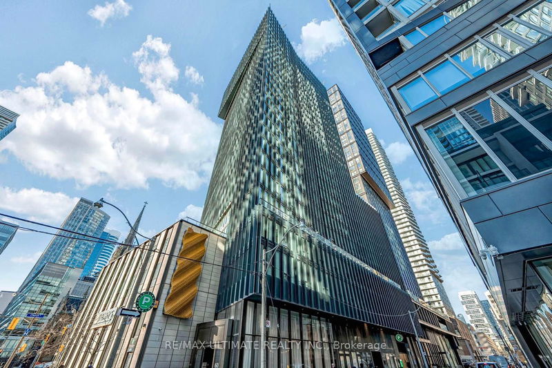 60 Shuter St, unit 1012 for sale