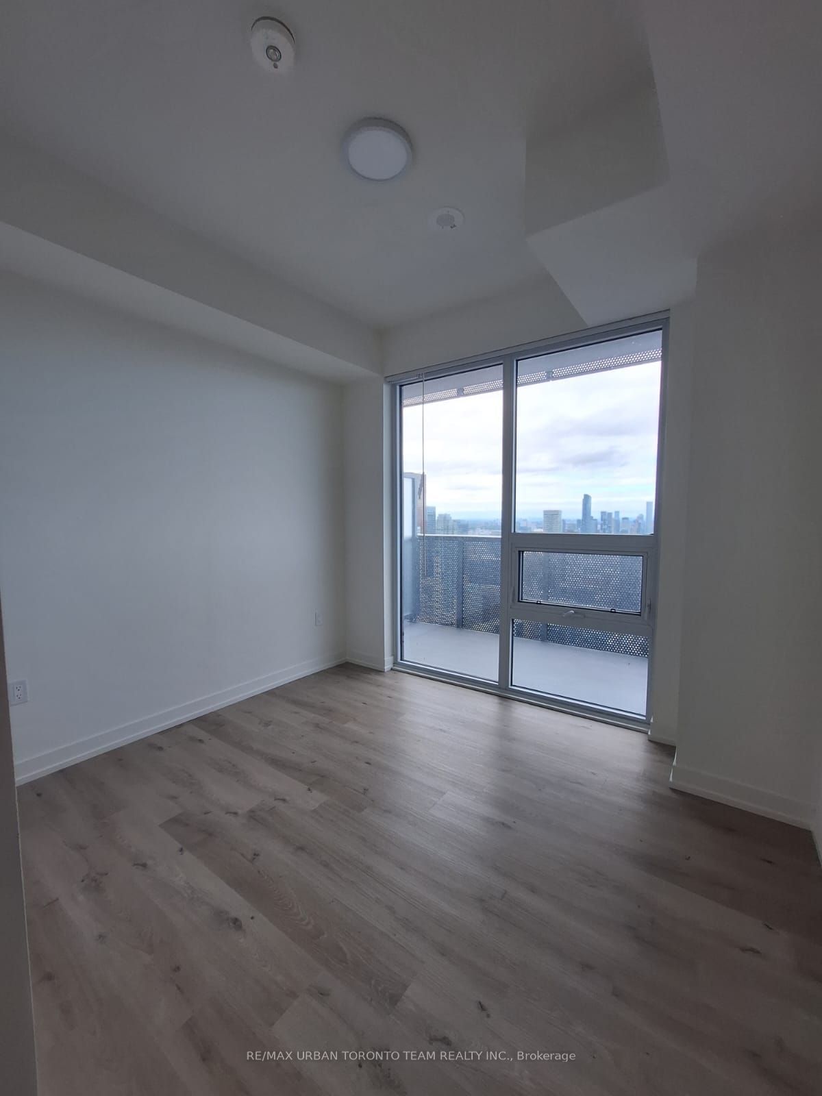 138 Downes St, unit 7203 for rent