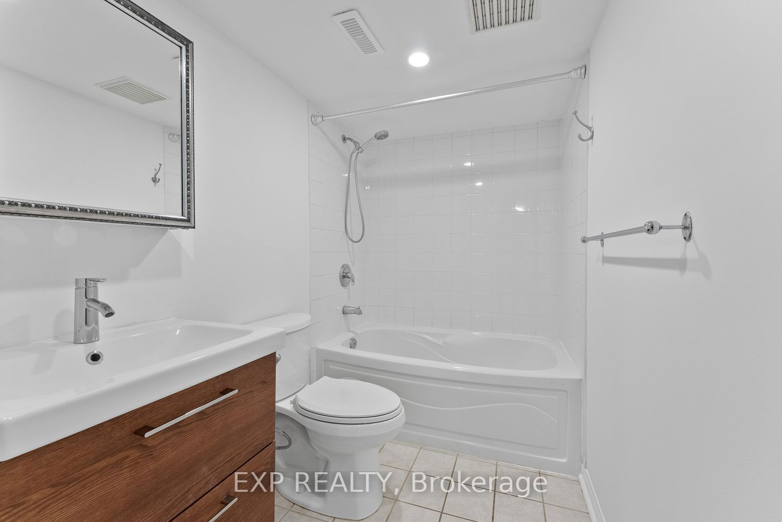 12 Portland St, unit THB for rent