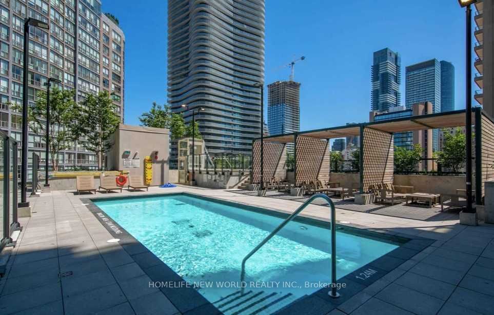 955 Bay St, unit 2011 for rent